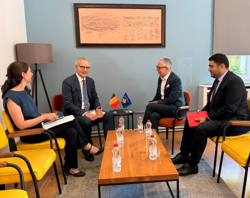 Vitia takoi ambasadorin e Belgjikës në Kosovë