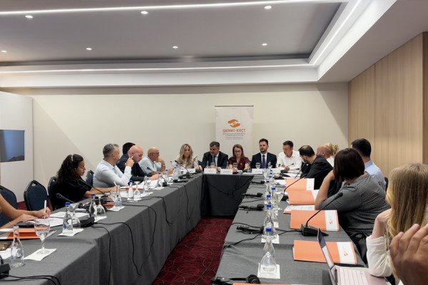 ​Shëndeti mendor në burgje mbetet sfidë, QKRMT dhe institucionet bëjnë thirrje për trajtim dinjitoz
