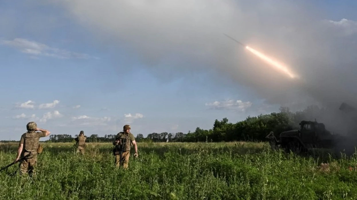 Ministria ruse e Mbrojtjes: Sulmi më i madh ukrainas deri më tani, u goditën 12 rajone