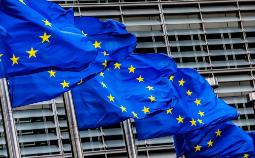 Brukseli propozon zgjatje të statusit për refugjatët ukrainas