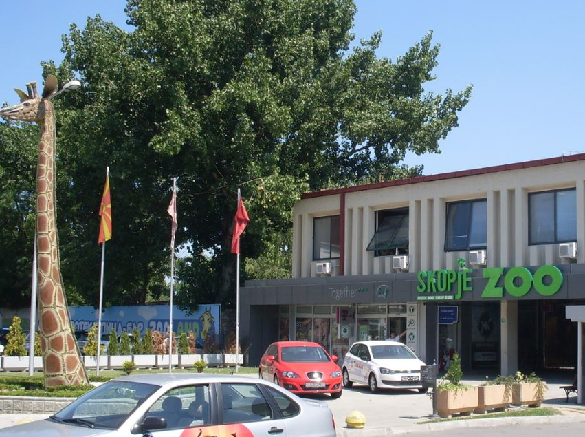 Arratisja e ujqërve në Kopshtin Zoologjik në Shkup  kërkohet mbyllja dhe inspektimi i tij