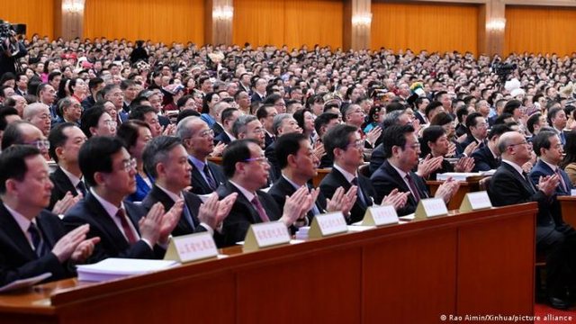 Kina përjashton nga Kongresi Kombëtar i Popullit disa zyrtarë të lartë dhe gjeneralë