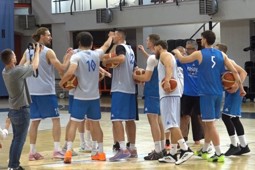 kosova-ne-prag-te-dy-sfidave-vendimtare-drejt-eurobasket-2029-trajneri-loci-ka-shqetesime-me-lojtaret