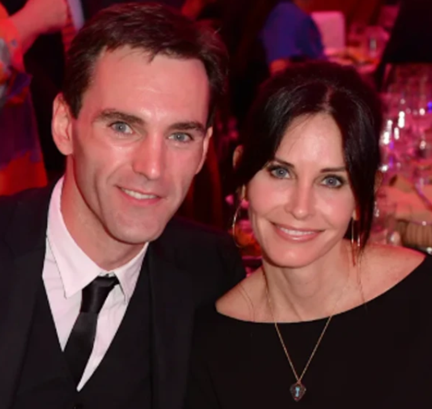 courteney-cox-dhe-johnny-mcdaid-ndahen-pas-me-shume-se-nje-dekade-lidhjeje