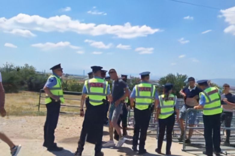 Festa e “Vidovdanit” në Kosovë, Policia e Kosovës me kontroll të rreptë të pjesëmarrësve në hyrje të Gazimestanit