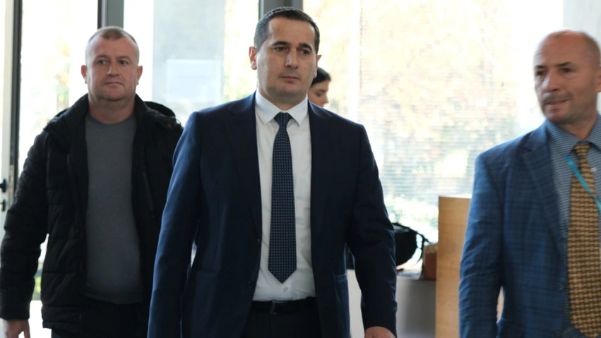 Jo vetëm Dumanin  PD sulmon Brahon  kërkojnë arrestimin e Ballukut dhe akuzon SPAK për standard të dyfishtë