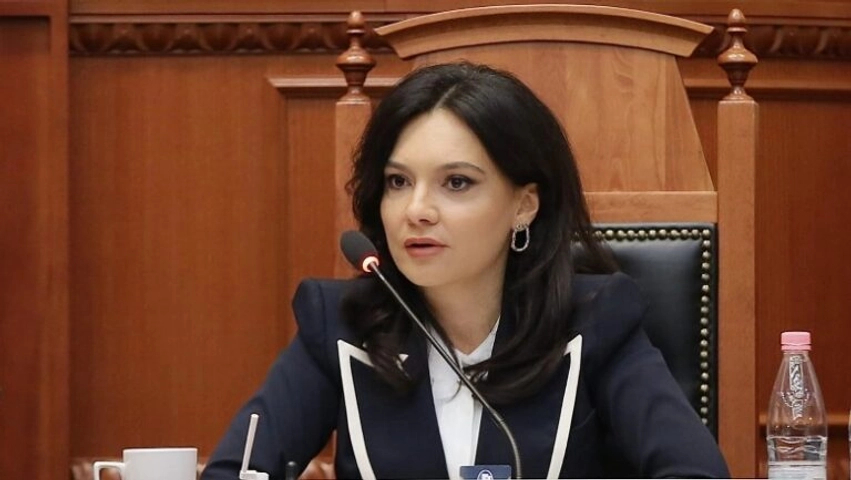 Kritikat e forta ndaj kryeministrit Rama  Spiropali  Jam dhe do jem në PS 