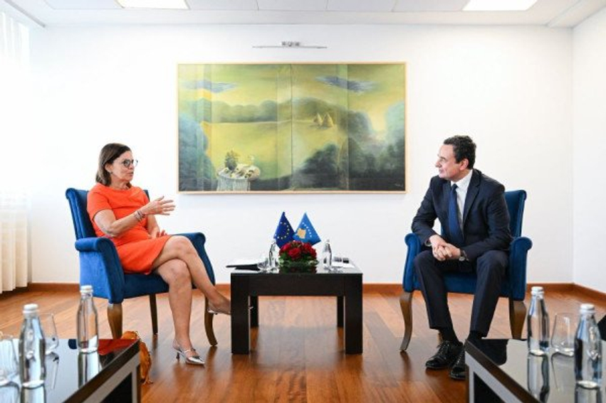  BE ja t i përgjigjet Kosovës me vullnet për anëtarësim   Kurti takohet me drejtoren për Zgjerim