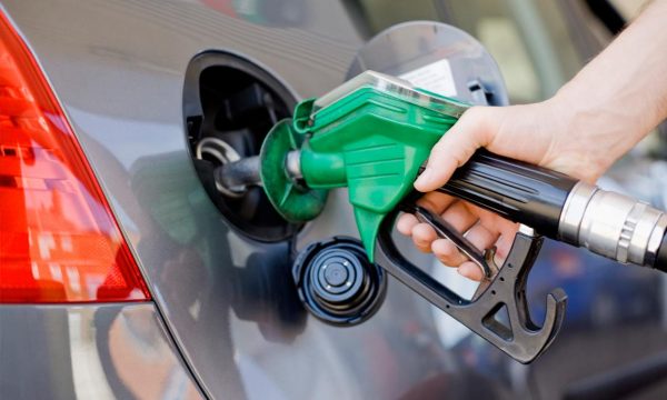 Publikohen çmimet e derivateve, kaq kushton sot nafta e benzina
