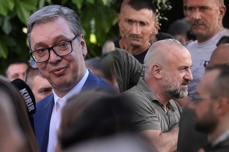 Terroristi i Banjskës del hapur në tubimin e Vuçiqit: Serbia po dërgon sinjal të...
