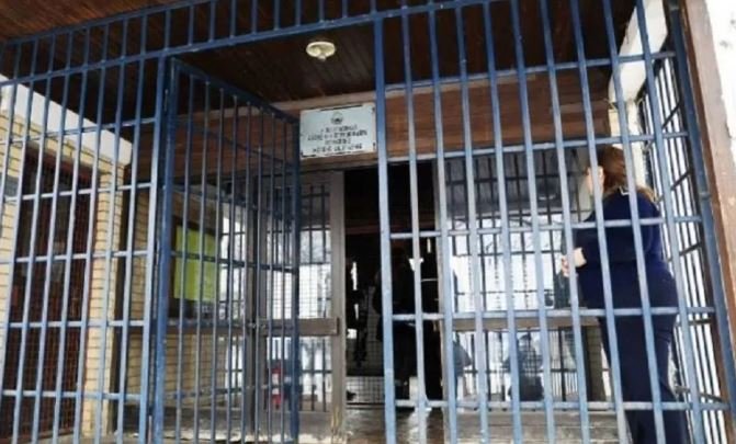 MPB: 9 të arrestuar për drogë në mbarë vendin, sekuestrim edhe në Burgun e Idrizovës