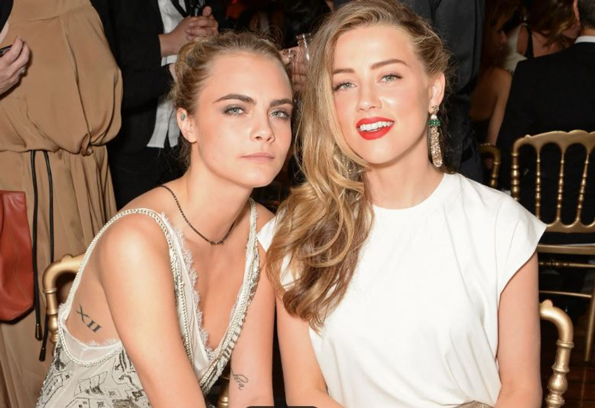 Cara Delevingne konfirmon romancën me Amber Heard