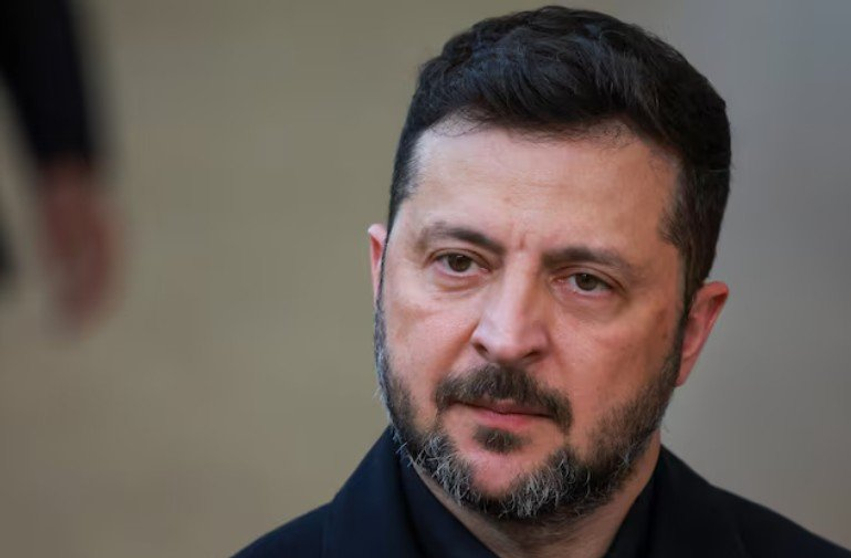 Kriza e karburantit në Rusi  ironizon Zelensky  Një nga pasojat e luftës 