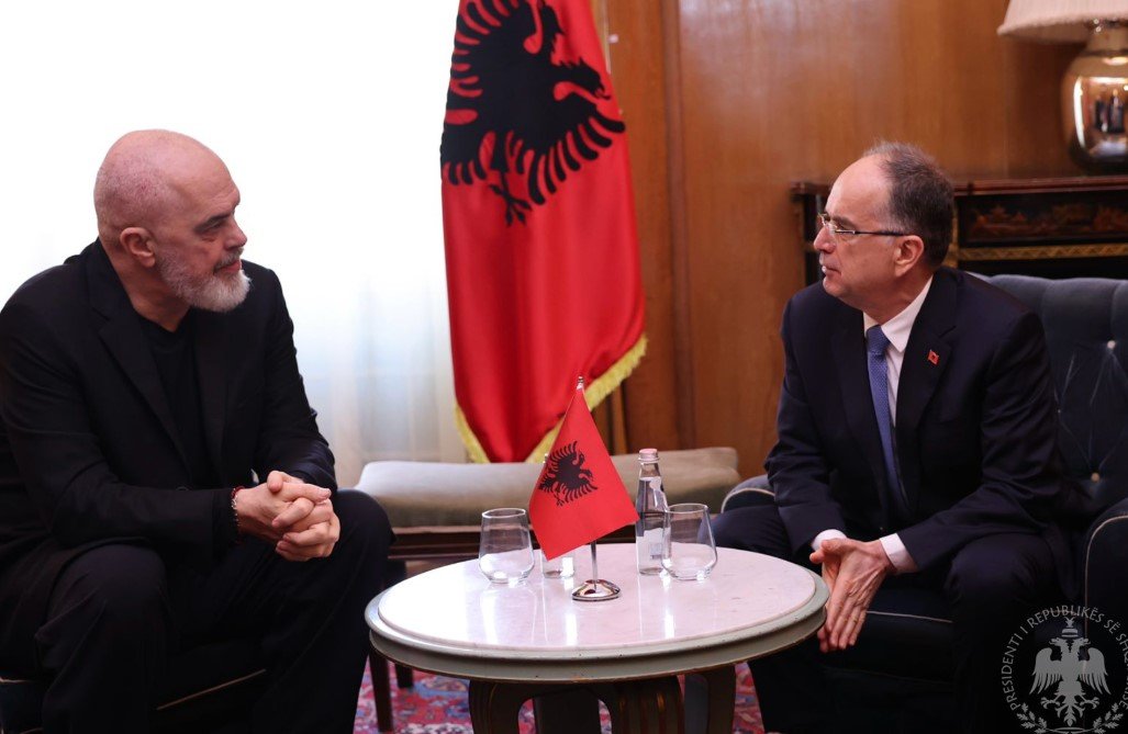 Propozimet për ndryshimet në qeveri, Presidenca zbardh takimin e Begajt me Ramën! Kur pritet dekretimi i ministrave të rinj