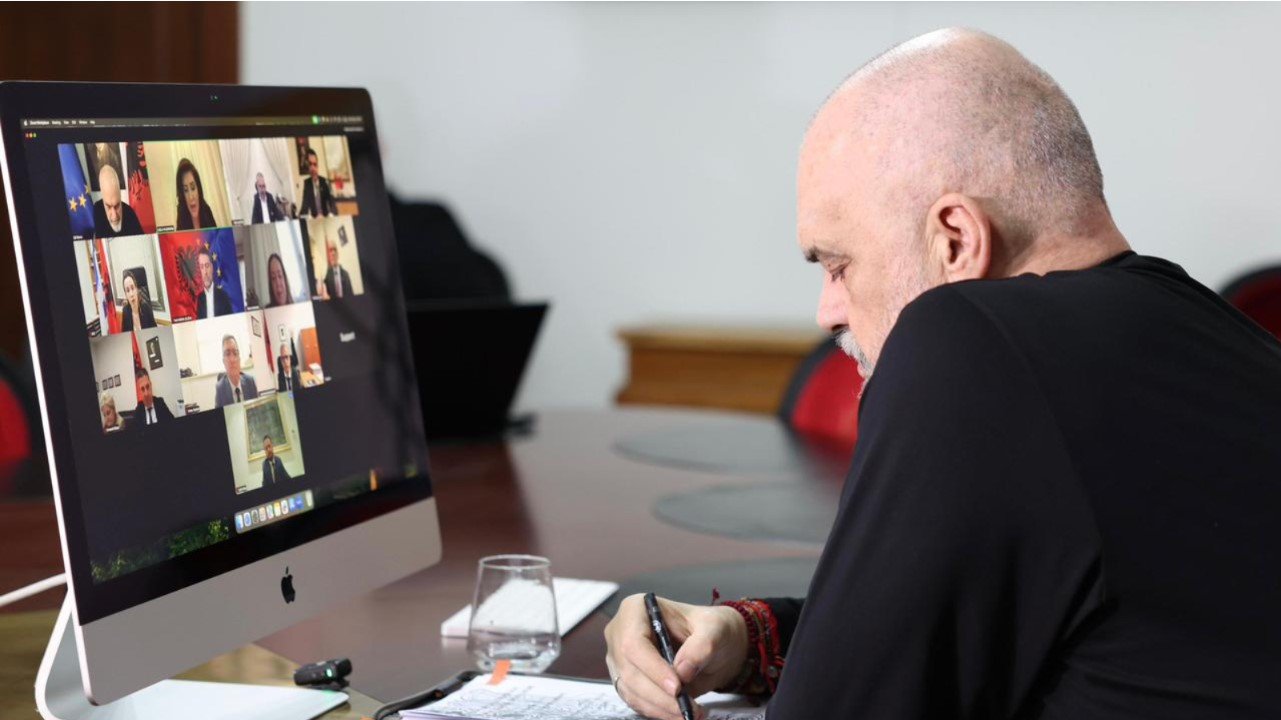 Rama zhvillon komunikim online me ambasadorët shqiptarë në Lindjen e Mesme