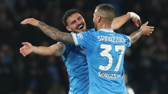 Napoli merr tre pikë ndaj Torinos,