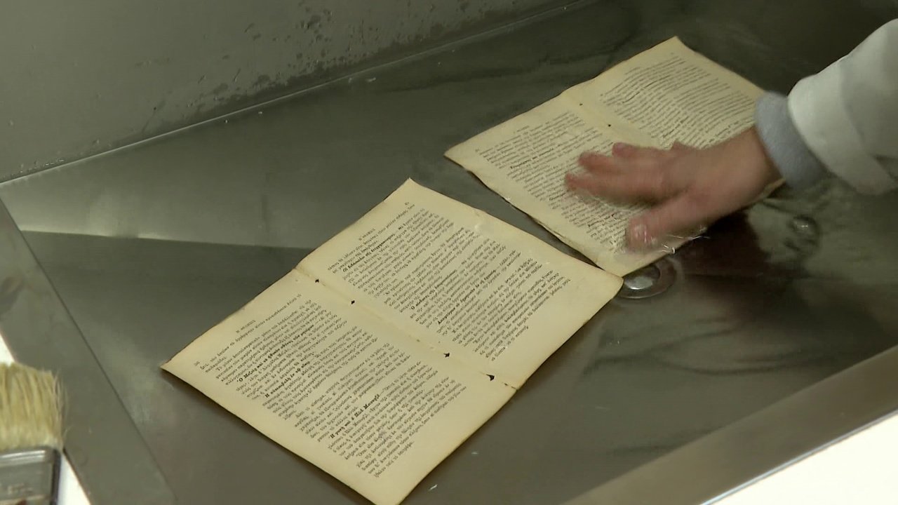 Si shpëtohen librat e rrallë, 41 vite restaurim në Bibliotekën Kombëtare për trashëgiminë dokumentare