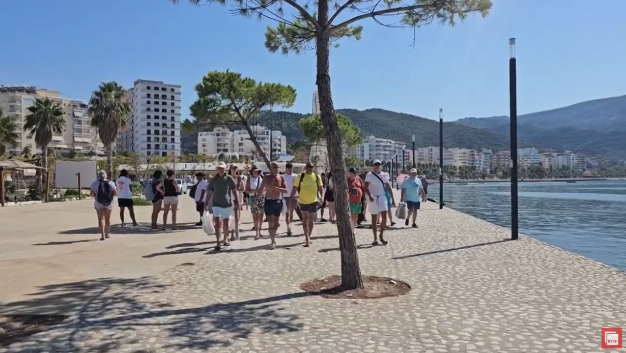 Vlora, “magnet” për italianët/ Qindra pensionistë e të vetëpunësuar, të tërhequr nga qyteti bregdetar