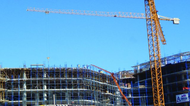 Nga trafiku te betonizimi/ Tirana, qyteti me nivelin më të lartë të ndotjes dhe zhurmës