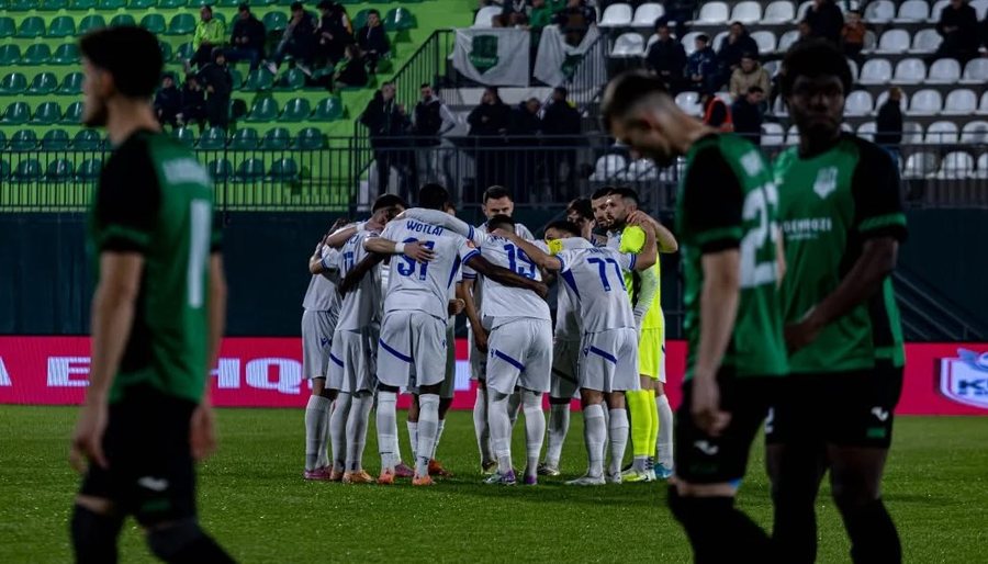 Lideri i skuadrës së Superiores “shpërthen” kundër arbitrimit
