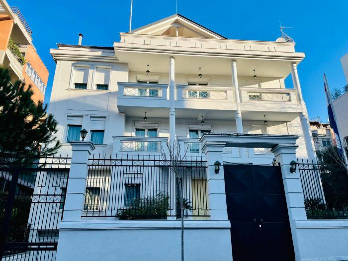 Ambasada e Holandës reagon pas vendimit të Kuvendit për kërkesën e SPAK ndaj Belinda Ballukut