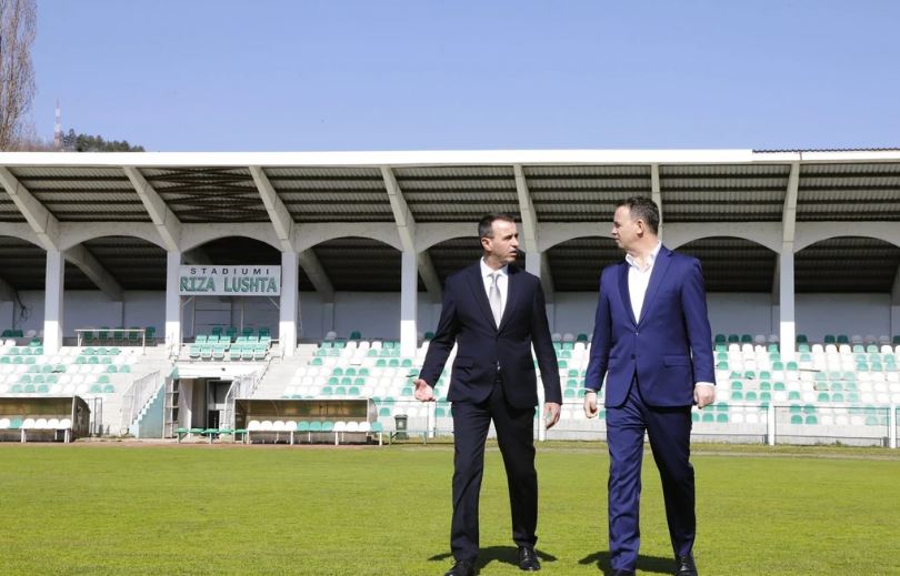 Peci: Mitrovica pritet të bëhet me stadium të kategorisë së katërt dhe palestër të xhudos