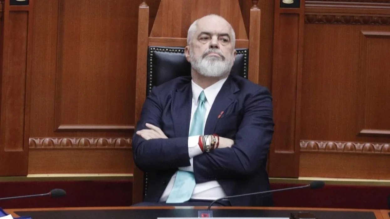 “Balluku nuk akuzohet për korrupsion”, Rama i përgjigjet ambasadave të Britanisë dhe Gjermanisë