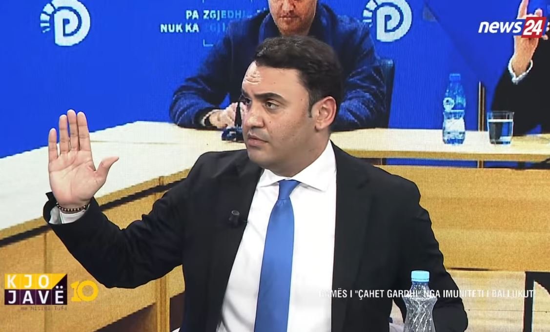 Balluku pronare e ndonjë agjencie imobiliare? Këlliçi zbulon mesazhet nga dosja e ish-ministres me Evis Berberin