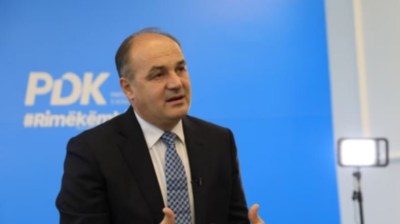 Hoxhaj: Kosova dhe aleatët duhet ta marrin seriozisht armatosjen e Serbisë nga Kina