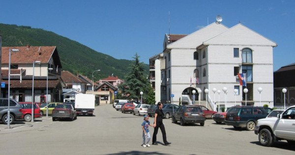 ​Incident në Zubin Potok, Policia arreston një person pas kanosjes me sëpatë
