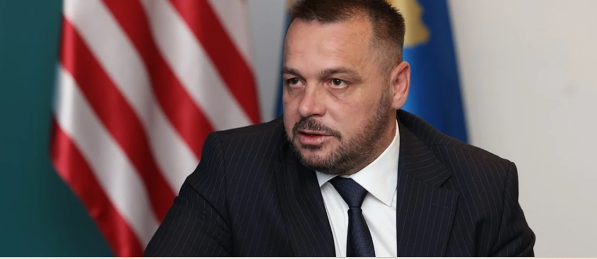Maqedonci: Raketat që Serbia ka blerë nga Kina janë sulmuese dhe kërcënuese për rajonin