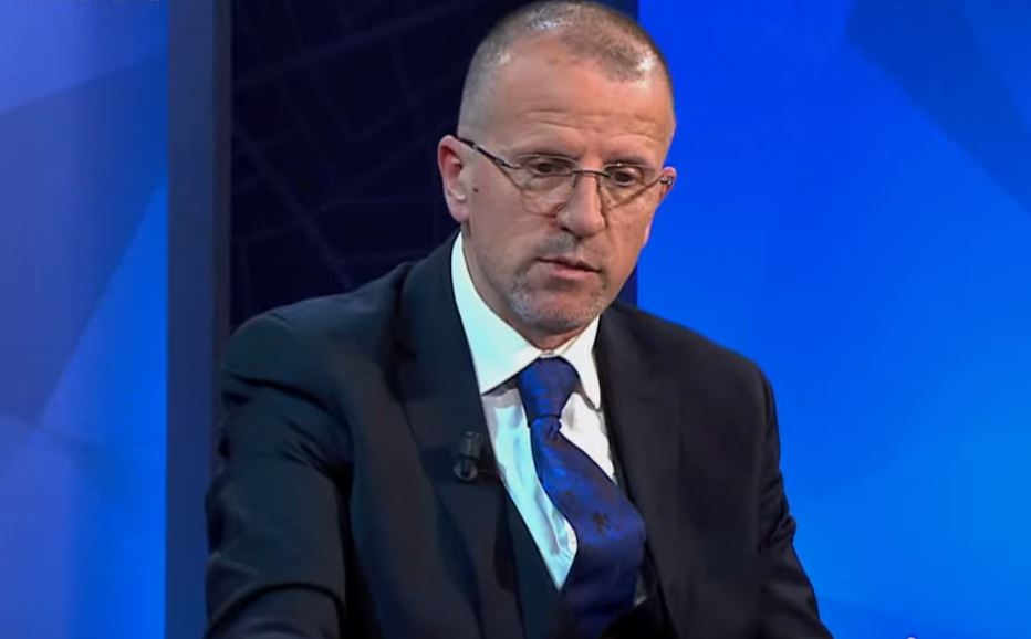“Strasburgu e nxori zbuluar”, Beci: Gjykata e Lartë ndërhyn në një kohë kur masa e “arrestit me burg” filloi të prekte figura të pushtetit