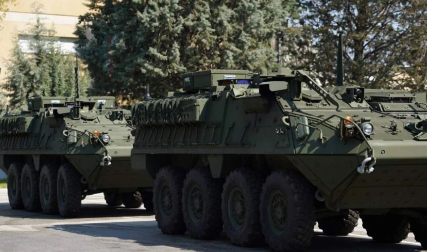 Maqedonia mori 17 “Stryker” nga SHBA, deri në fund të verës do të arrijnë gjithsej 42 automjete lehtë të blinduara