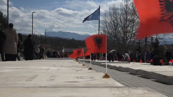 ​Në Rahovecin e masakruar në luftë, gjenden sërish eshtra njerëzish