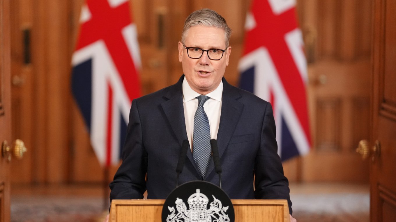 Rriten tensionet me Moskën, Britania autorizon veprime të forta ndaj “flotës ruse në hije”