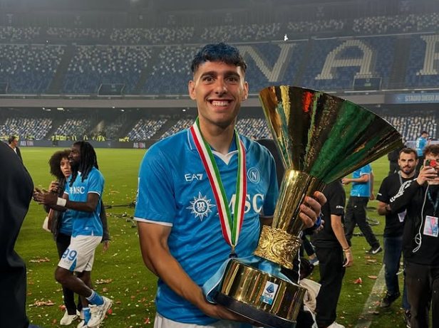  E zyrtarizon FIFA, mesfushori kampion me Napolin lë Italinë për Shqipërinë