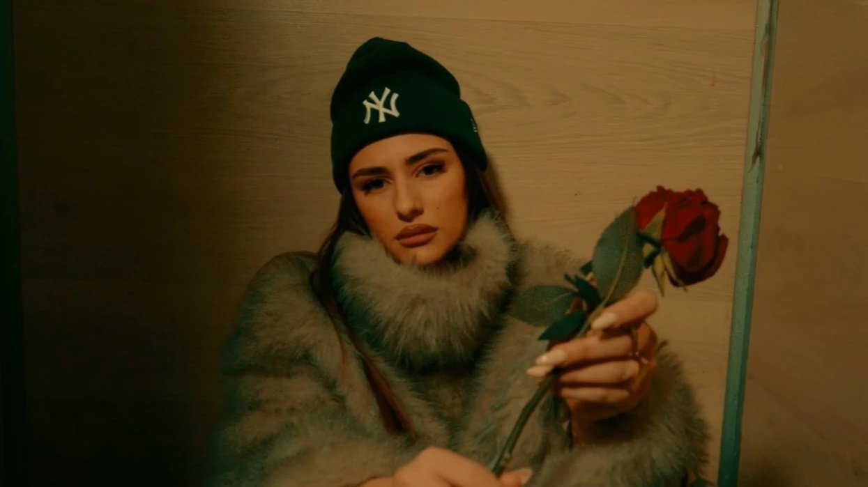 Rap-artistja e re Era Emurli sjell 