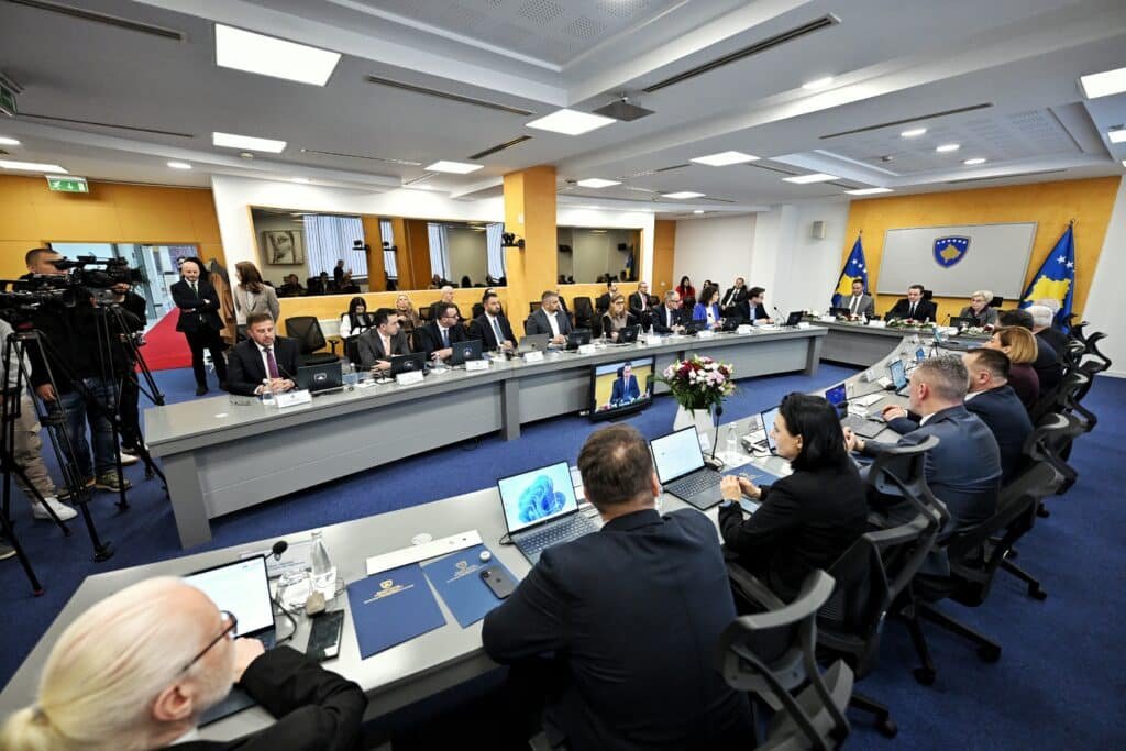 Mbledhja e gjashtë e Qeverisë së Republikës së Kosovës