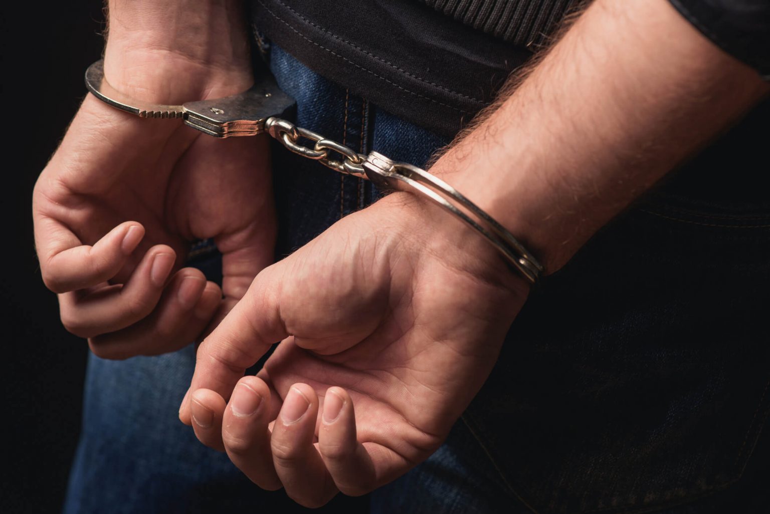 Bastisje në Shkup, gjendet drogë, privohet nga liria një person