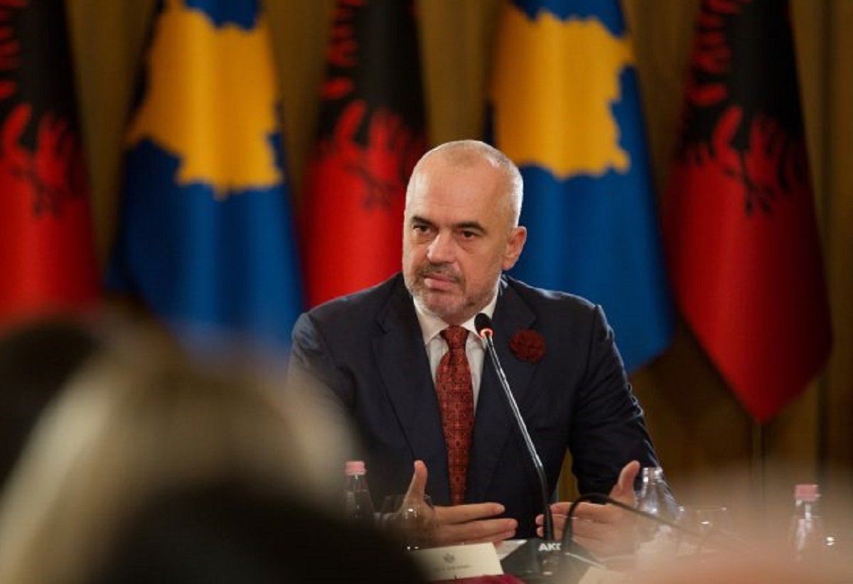 Reagimet detyrojnë Edi Ramën të përditësojë hartën për Kosovën