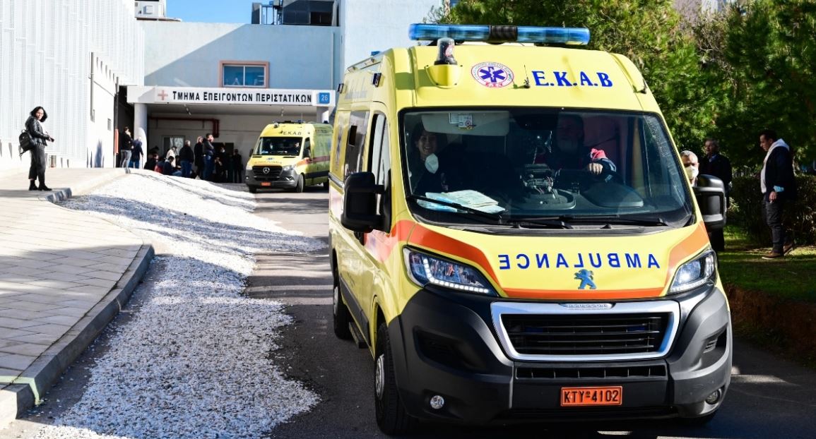 Tragjedi e paimagjinueshme në Greqi, burrë e grua vdesin brenda 24 orëve dhe lënë jetimë tre fëmijë!