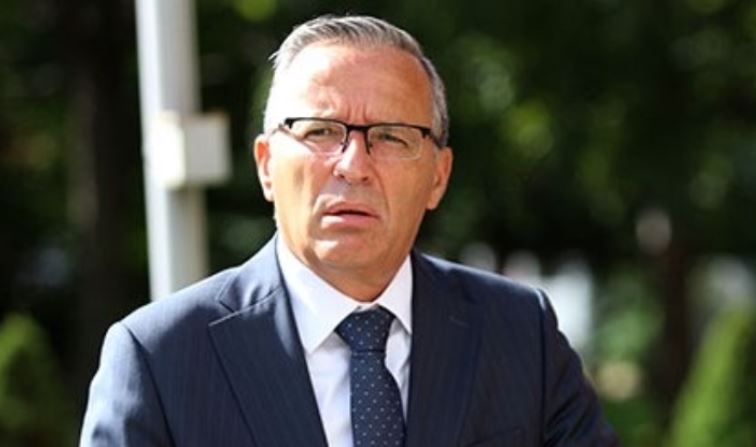 Hamza i ngushëllon lojtarët e Kosovës: Kokën lart, djema – krenar pafundësisht me ju