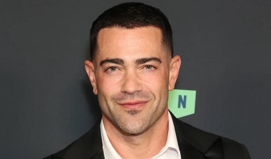 Aktori amerikan shumë i pëlqyer nga femrat, Jesse Metcalfe: Provova botoks, një herë dhe kurrë më