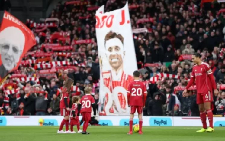 Tifozët e Unitedit po planifikojnë që ta nderojnë Diogo Jotan në ndeshjen ndaj Liverpoolit