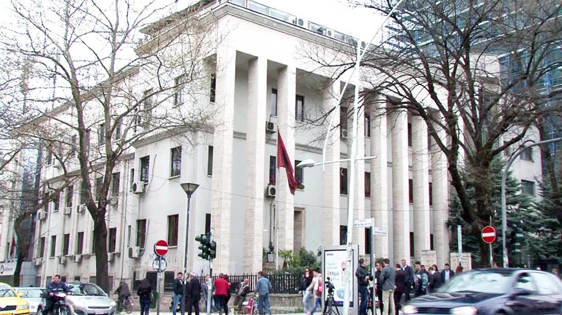 Praktika “Arrest me burg”, zbulohet dita kur do shprehet Gjykata e Lartë