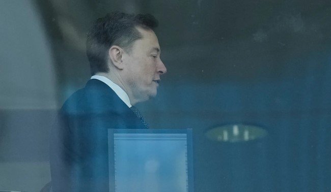 Elon Musk përplaset me avokatin e OpenAI në ditën e tretë të gjyqit për krijuesin e ChatGPT
