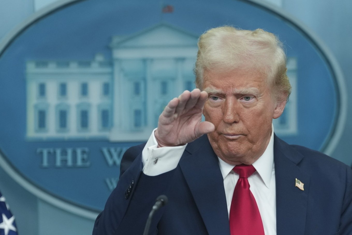 Trump paralajmëron tërheqje të trupave amerikanë nga Italia dhe Spanja: Nuk na kanë ndihmuar