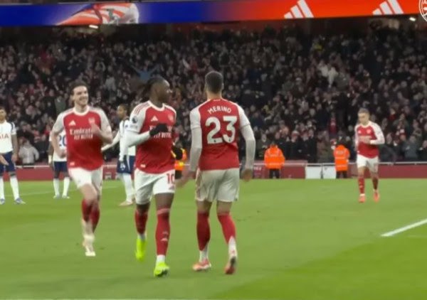 ​Allegri kërkon përforcime, Milani hedh sytë te ylli i Arsenalit