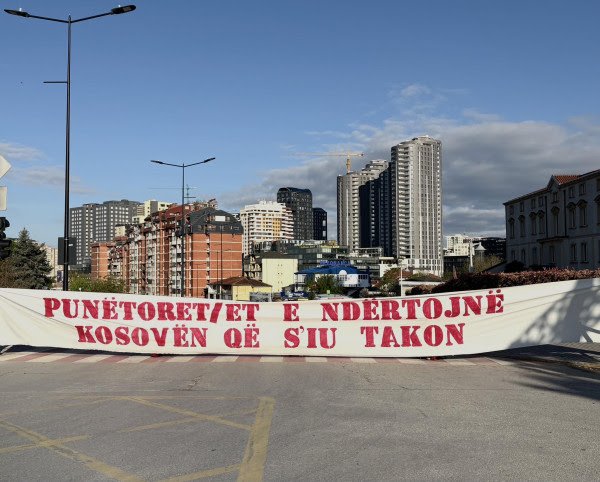 ​Dita e punës nis me bllokadë simbolike në rrugë