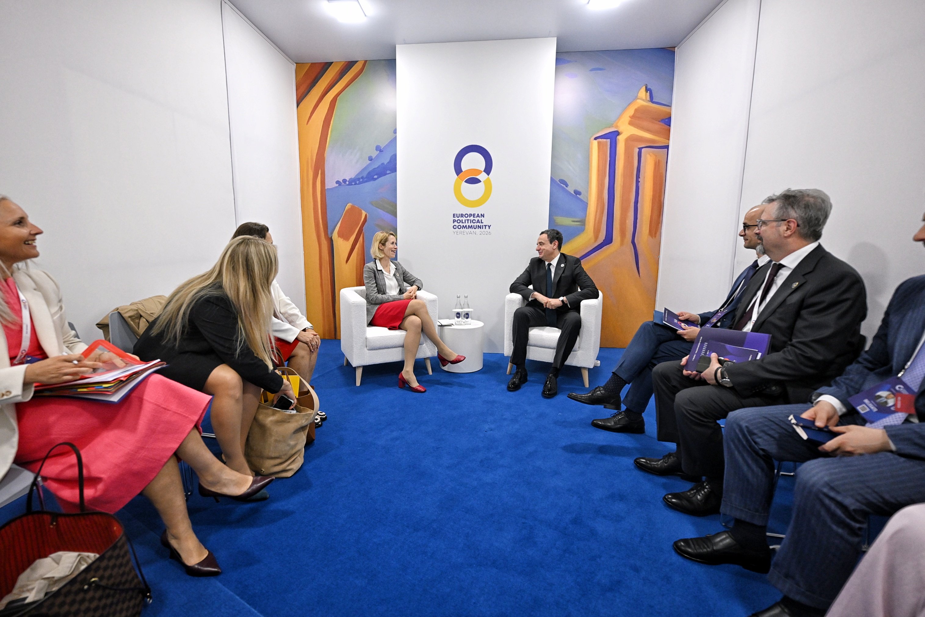 Kryeministri Kurti takohet me Kaja Kallas, zbardhen detaje nga diskutimet